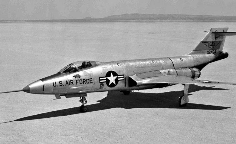 F-101 in the desert, 1956