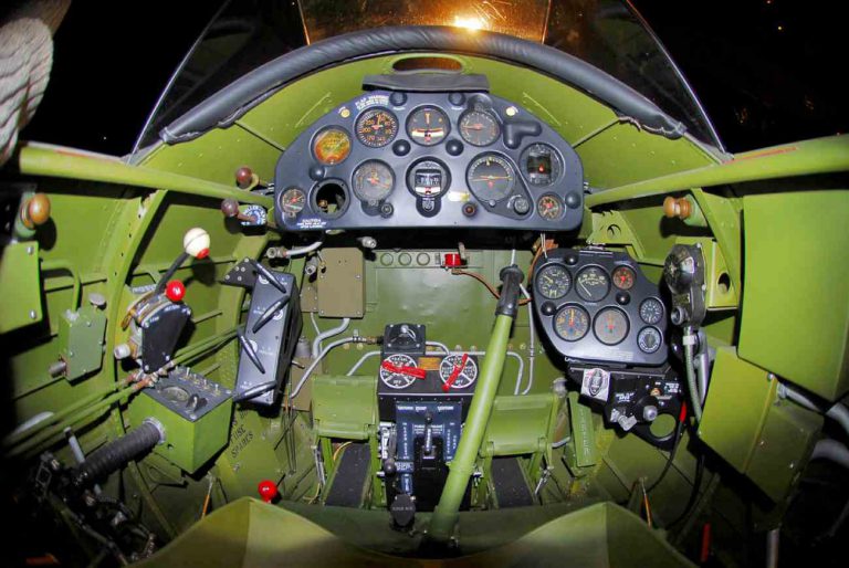 Fighter Aircraft Cockpit_A-17 cockpit | Military Machine